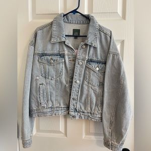 NWT Wild Fable Crop Jean Jacket size large